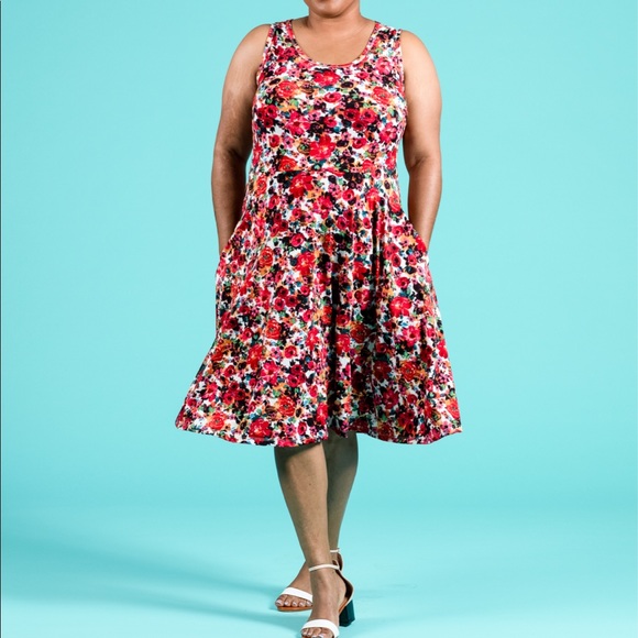 LuLaRoe Dresses & Skirts - Lularoe Sleeveless Nicki Dress Flared Skirt Colorful Print